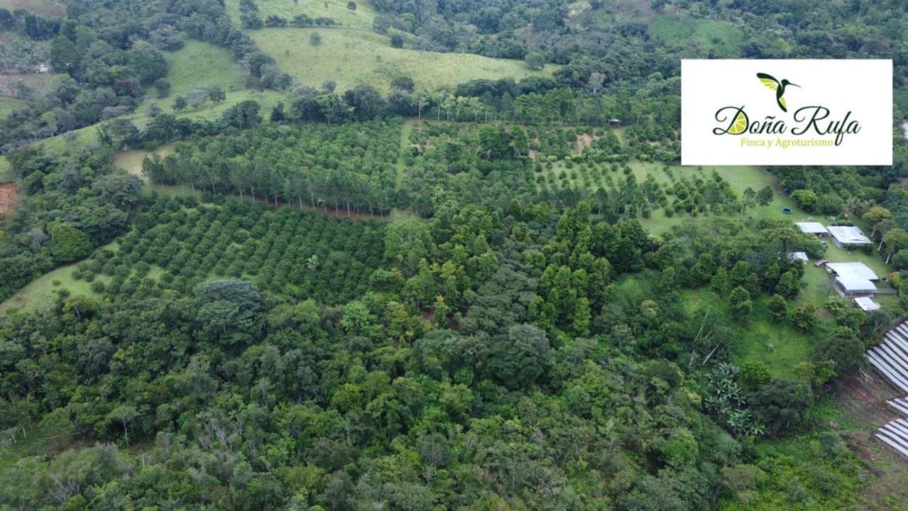 Hospedaje Finca Agroturistica Dona Rufa Rio Sereno ภายนอก รูปภาพ